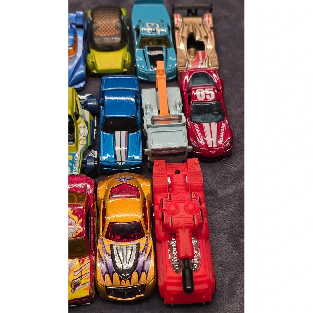 Hot Wheels lot 20